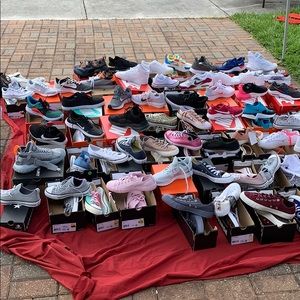 Meet your Posher, Carlos